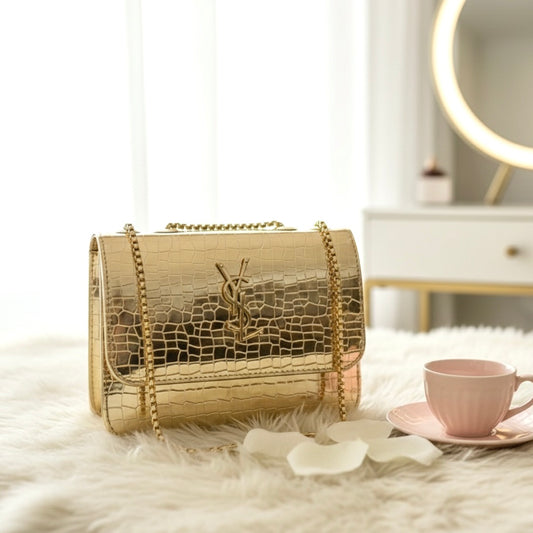 Trendy YSL bag - Gold