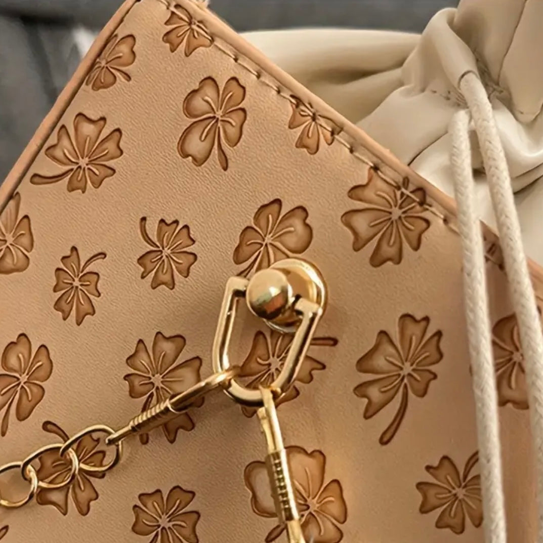 Pearly Box bag