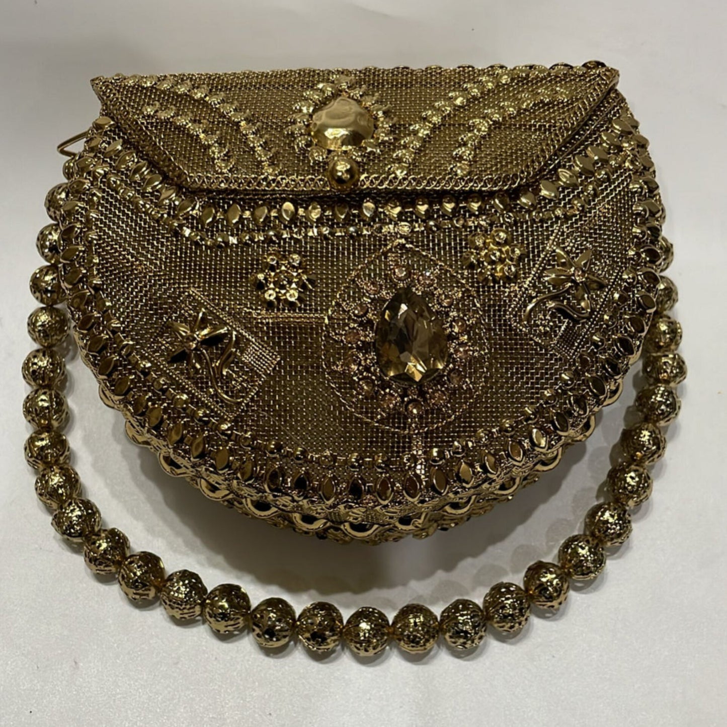 Trendy Metal Potli D-16