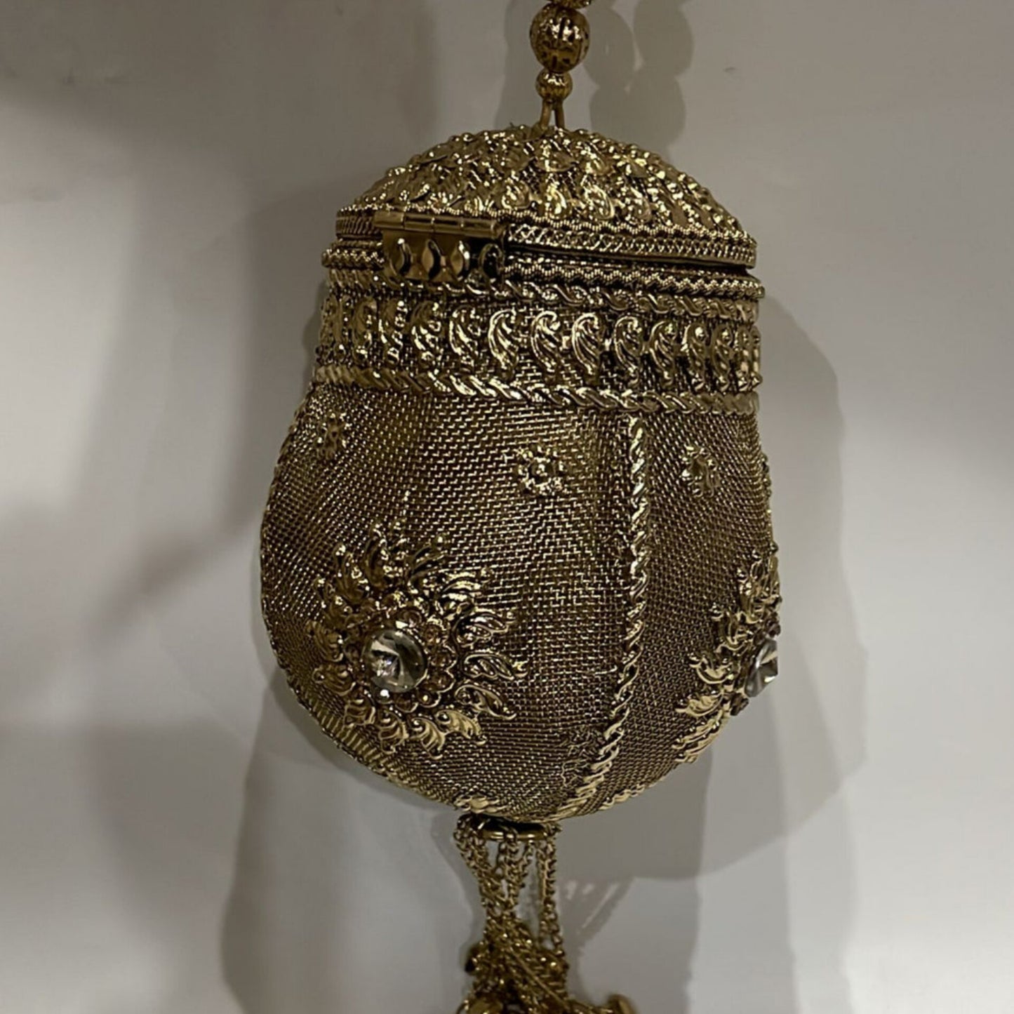 Trendy Metal Potli D-15