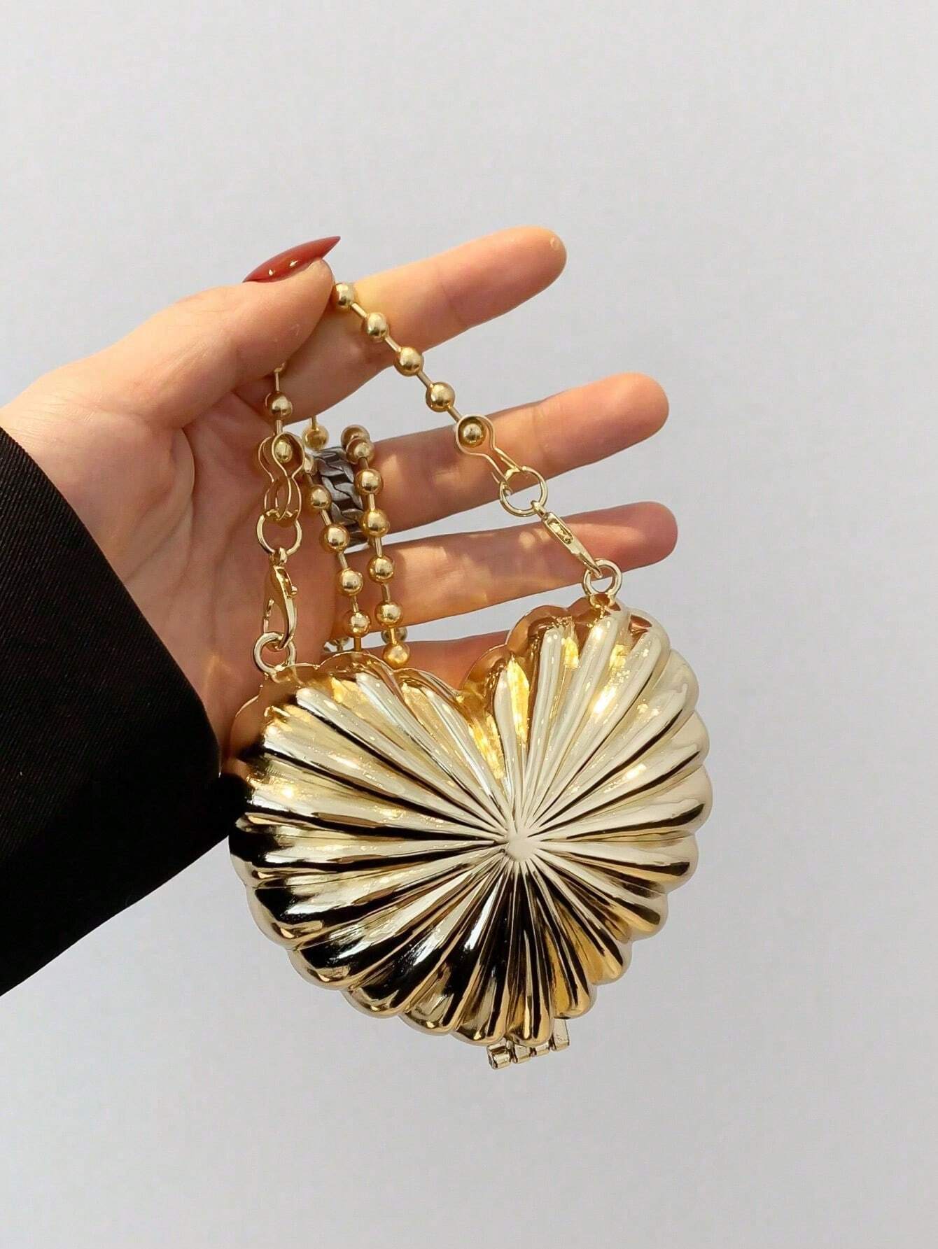 Trending Mini Heart bag - Gold