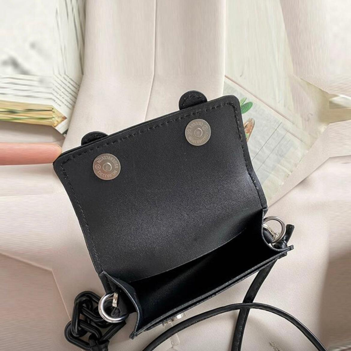 Mini buckle leather bag - black