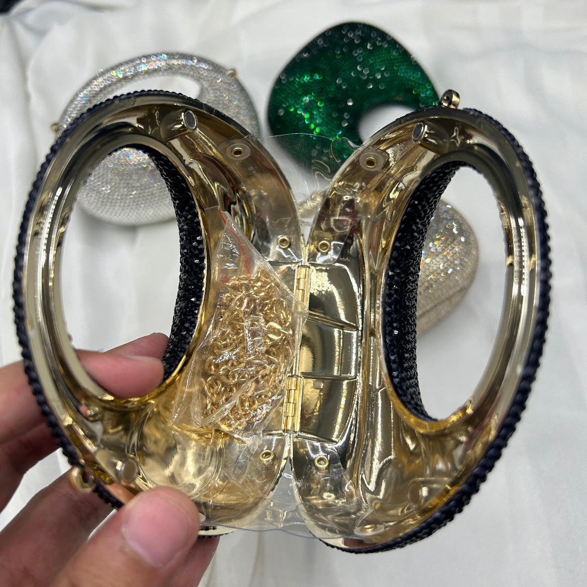 Oval rhinestone clutch | 4 colors