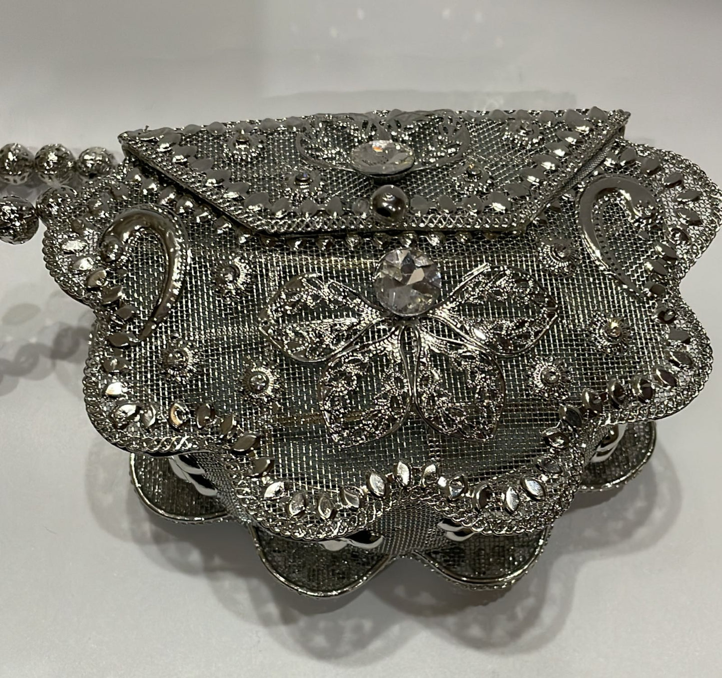 Trendy Metal Potli D-05