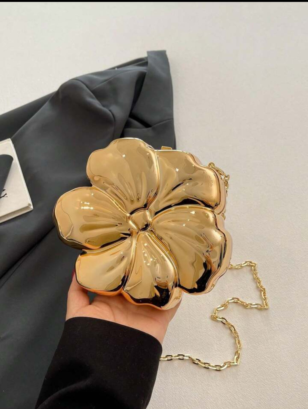 Viral Flower bag - Gold