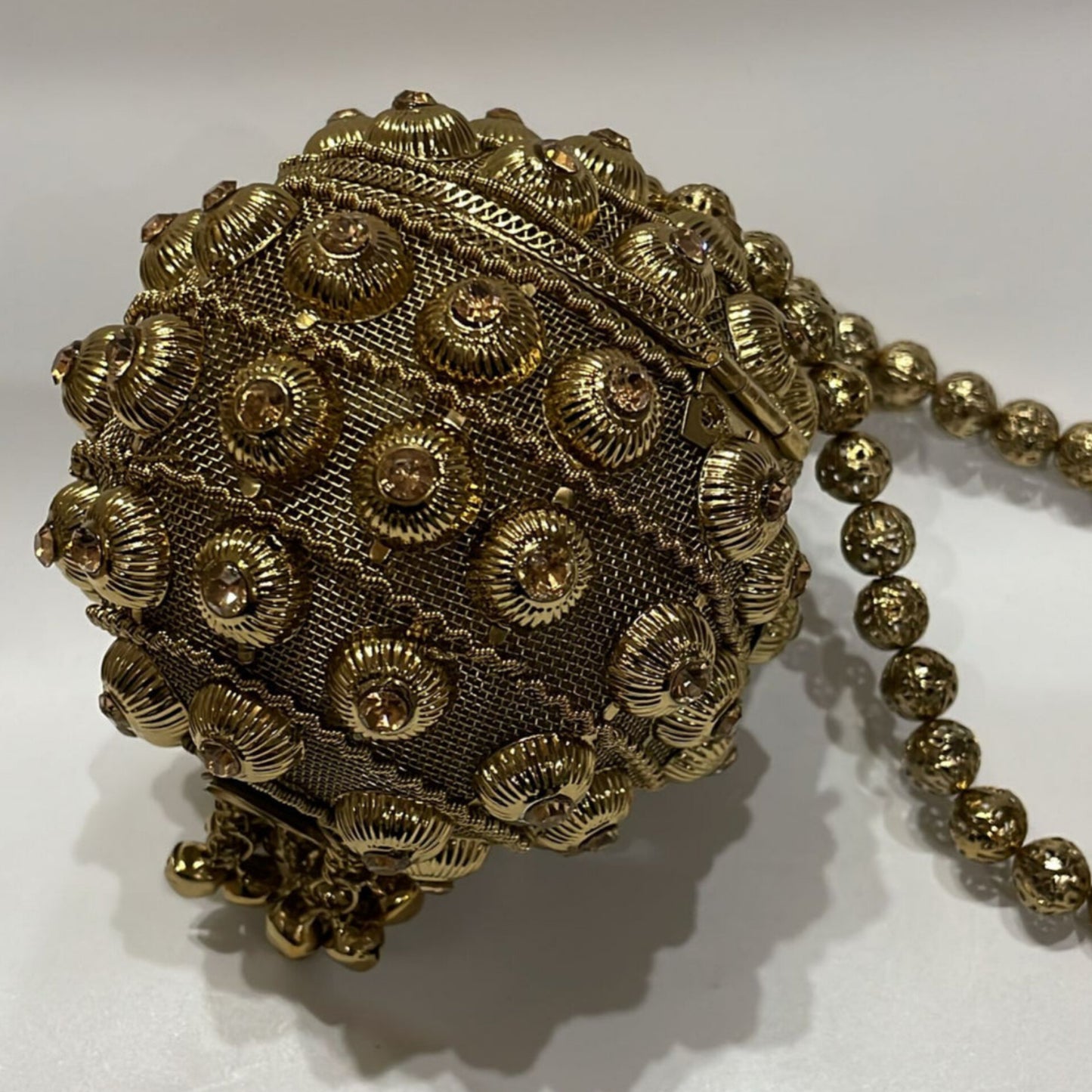 Trendy Metal Potli D-08