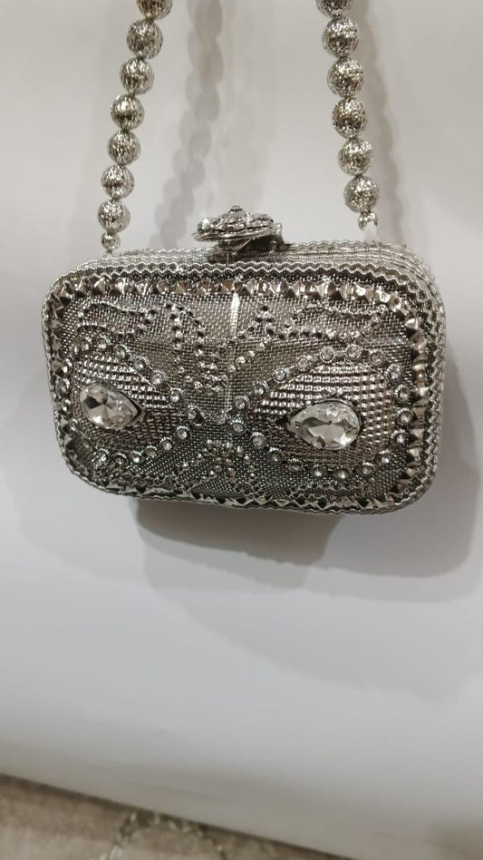 Trendy Metal Potli D-09