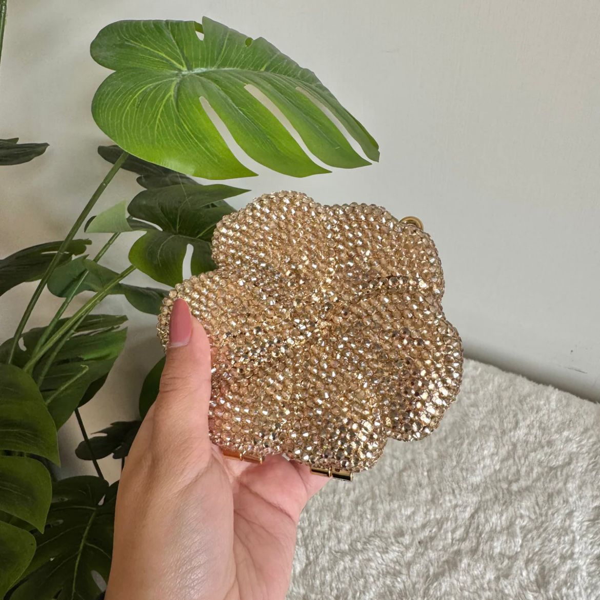 Rhinestone Flower clutch | 2 colors