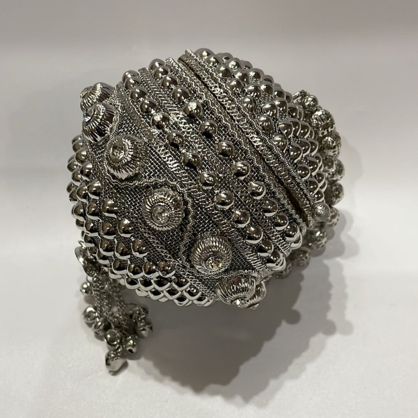 Trendy Metal Potli D-13